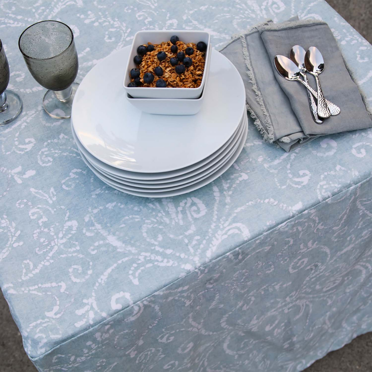 Solids - Platinum - Table Cover - White